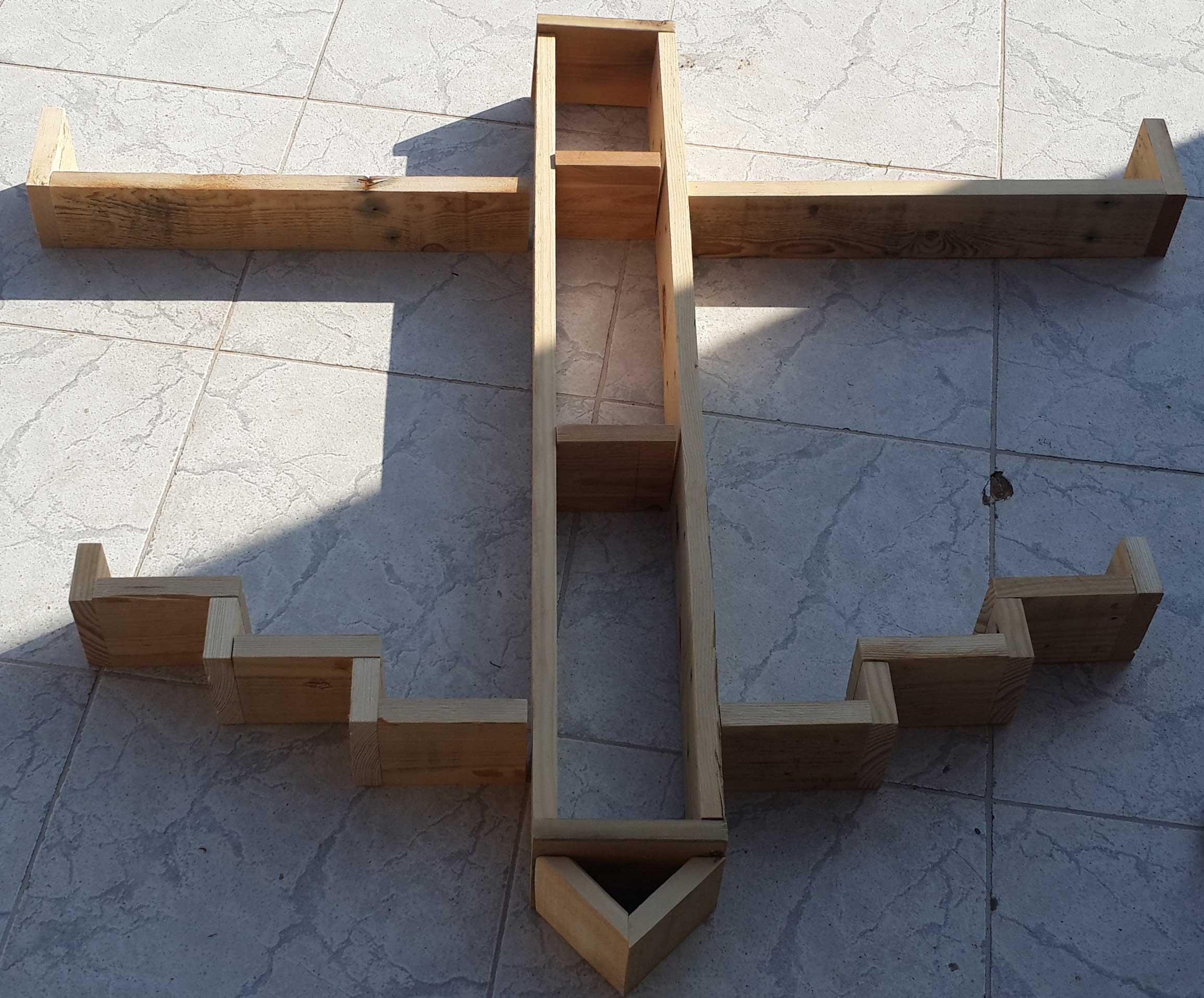 the all anchor laying on the ground, not connected